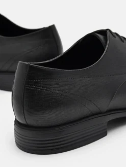 Altitude Lightweight Leather Derby Shoes - Black