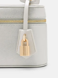 Ari Leather Shoulder Bag - Silver