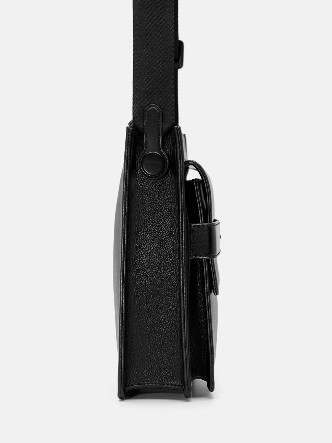 Boxy Crossbody Bag - Black