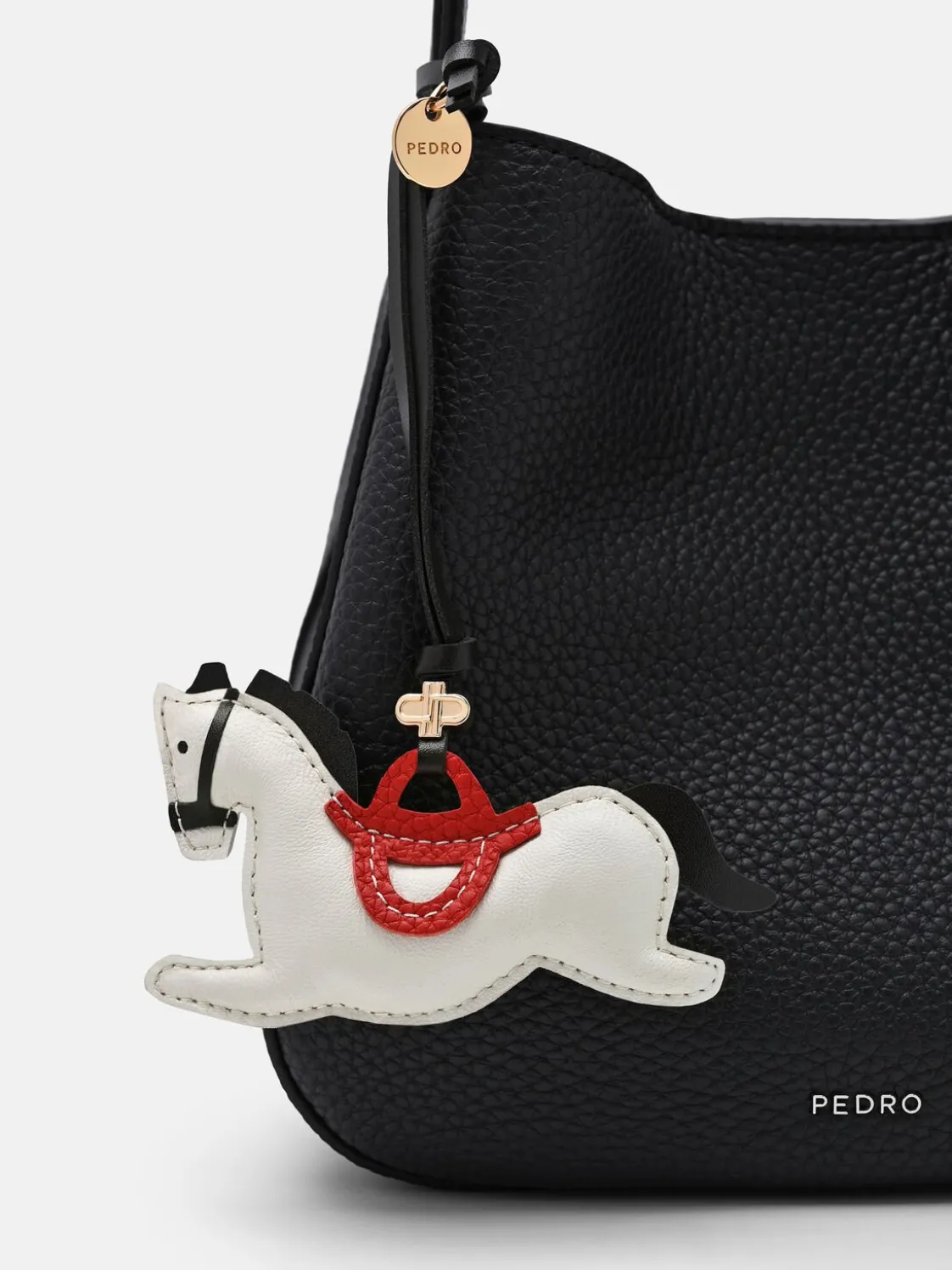 Dana Bucket Bag - Black