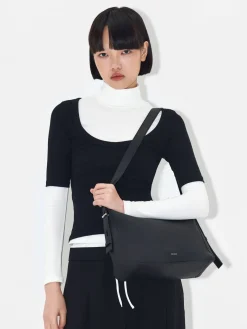 Demi Leather Shoulder Bag - Black