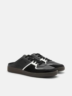 Fleet Slip-On Sneakers - Black