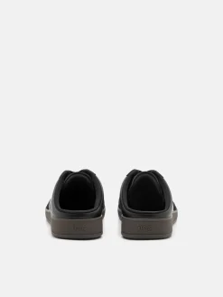 Fleet Slip-On Sneakers - Black