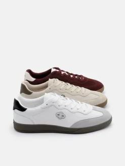 Fleet Suede Sneakers - White