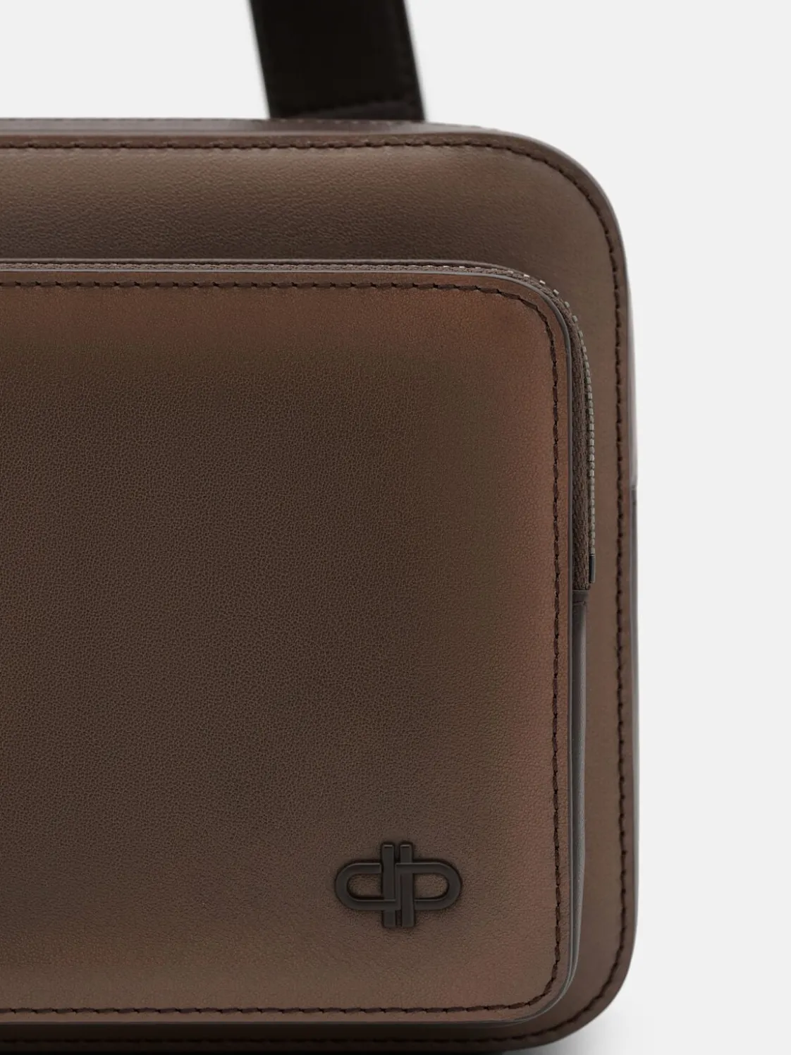Flynn Leather Crossbody Bag - Dark Brown