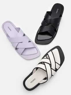 Izzie Flat Sandals - Lilac