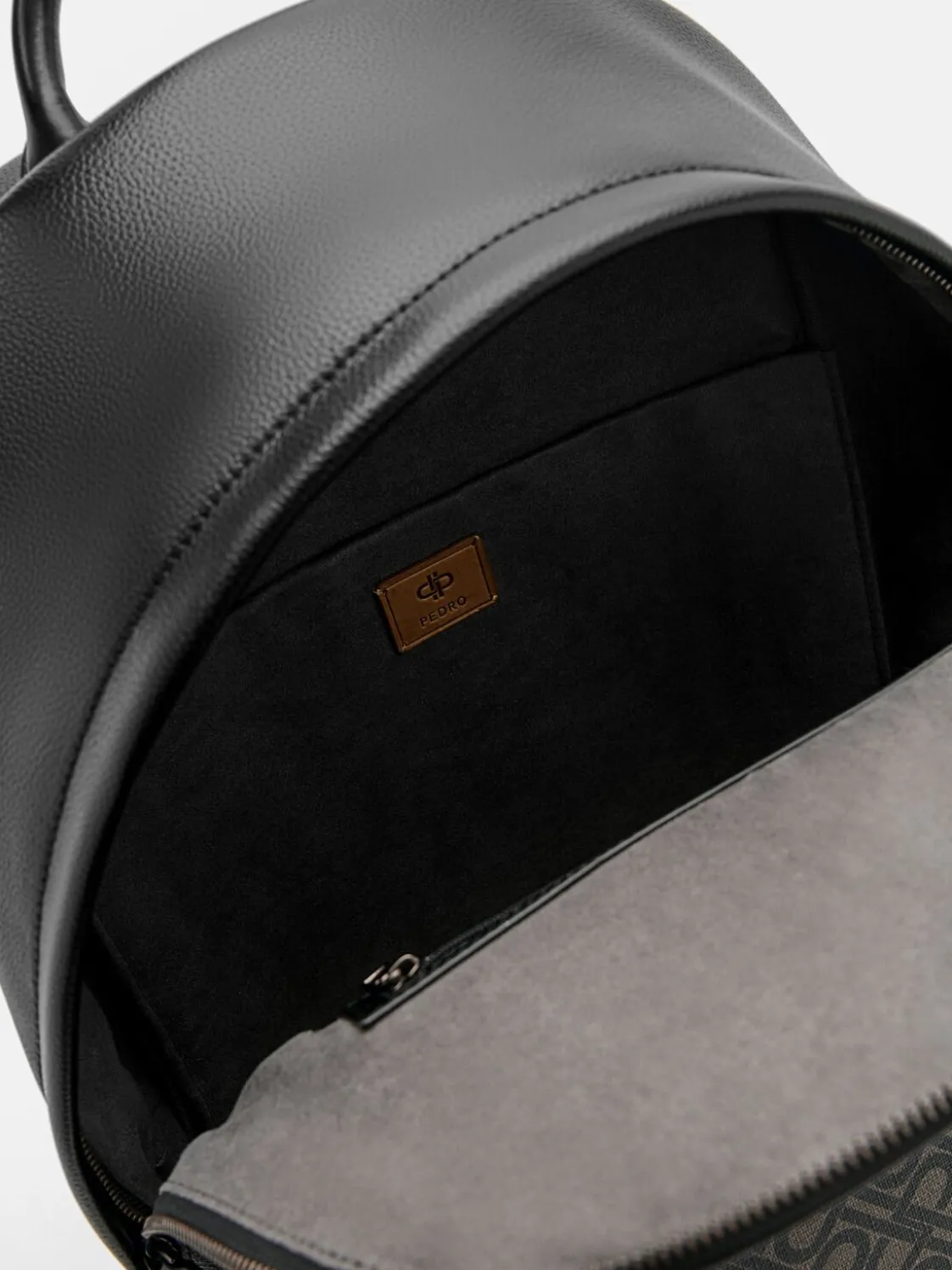 James Backpack - Black