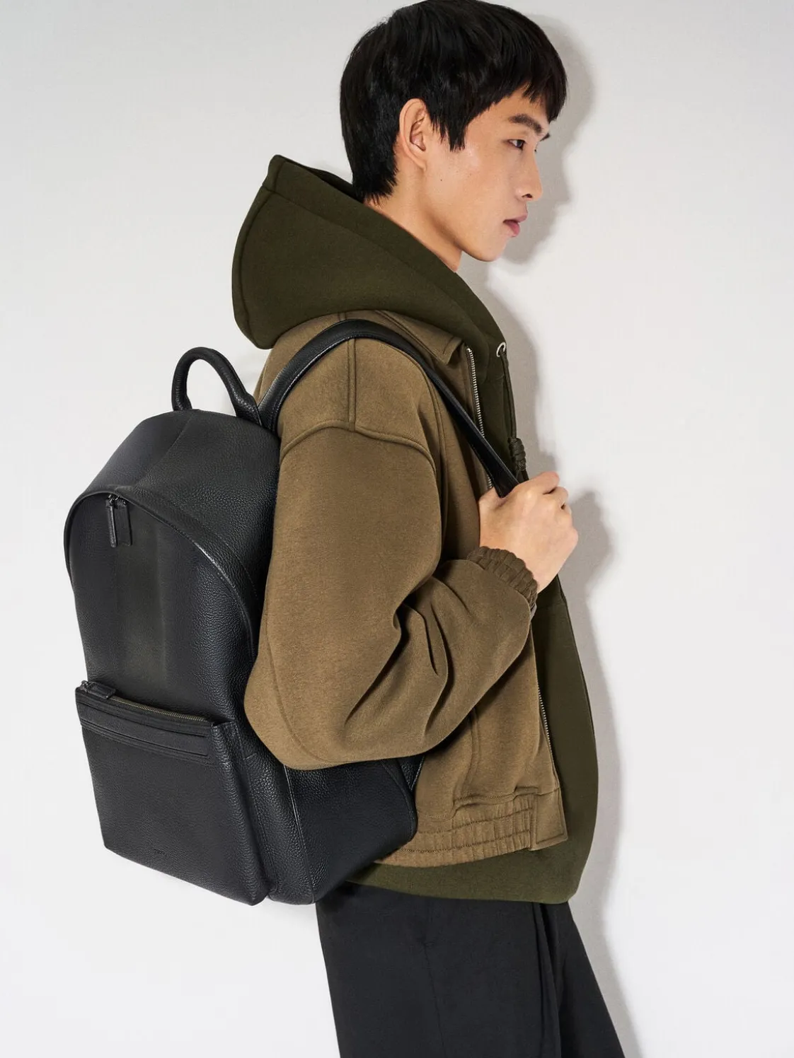 James Leather Backpack - Black