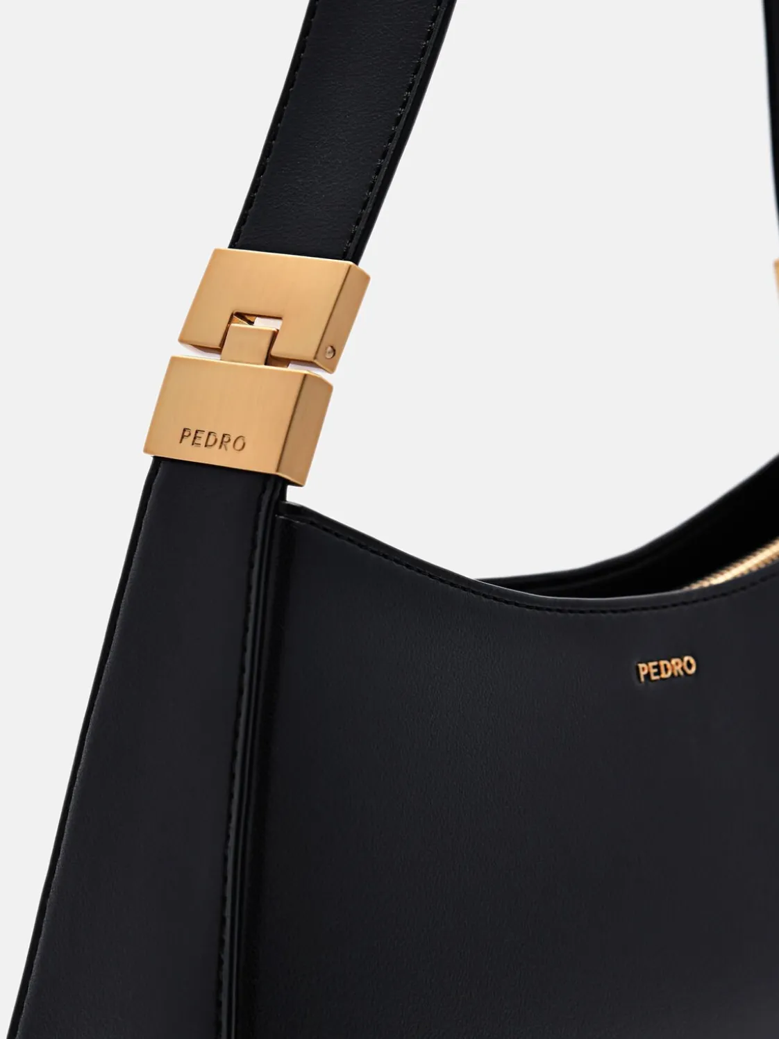 Jatte Shoulder Bag - Black