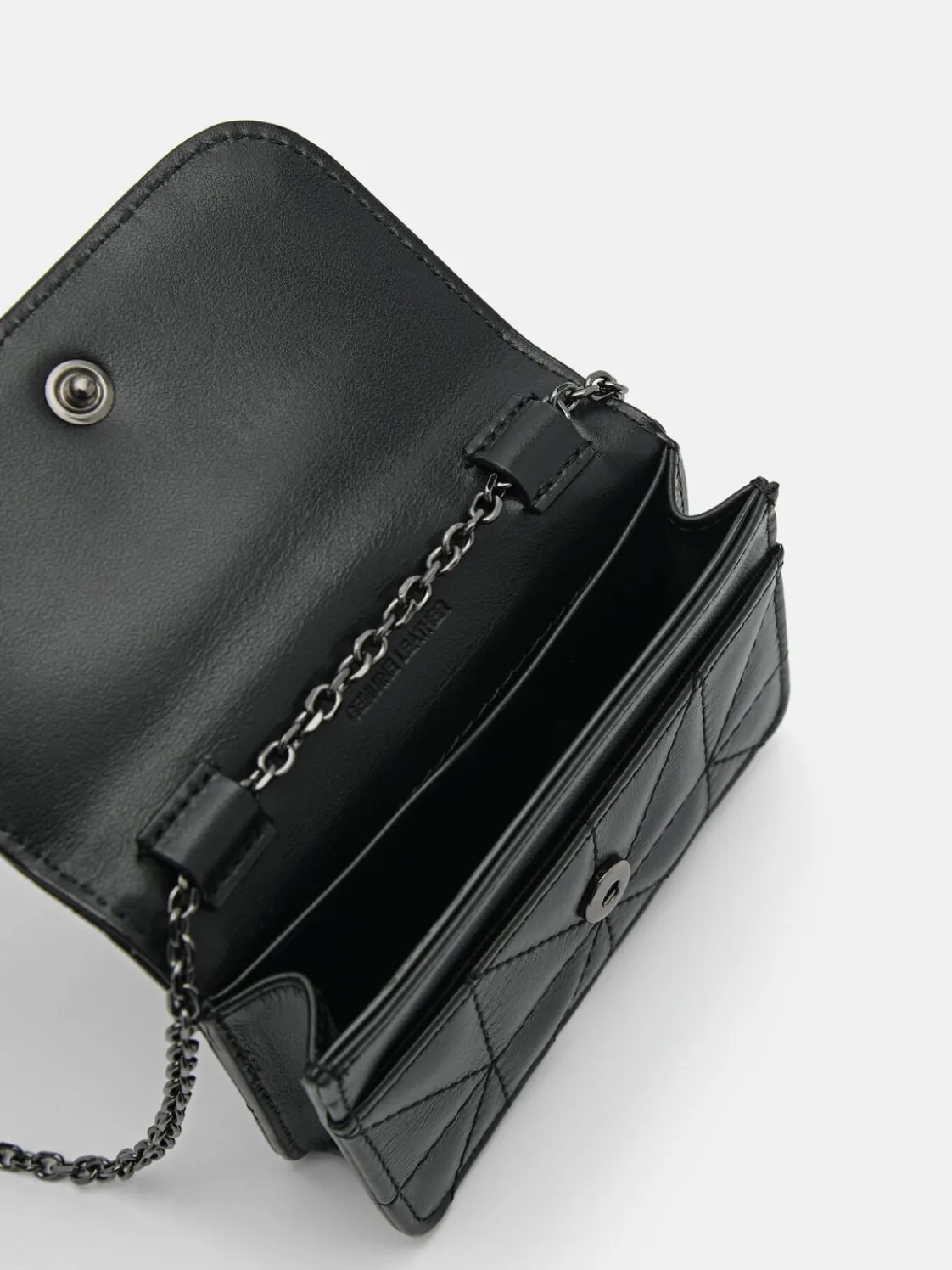 Leather Bi-Fold Card Holder in Pixel - Black
