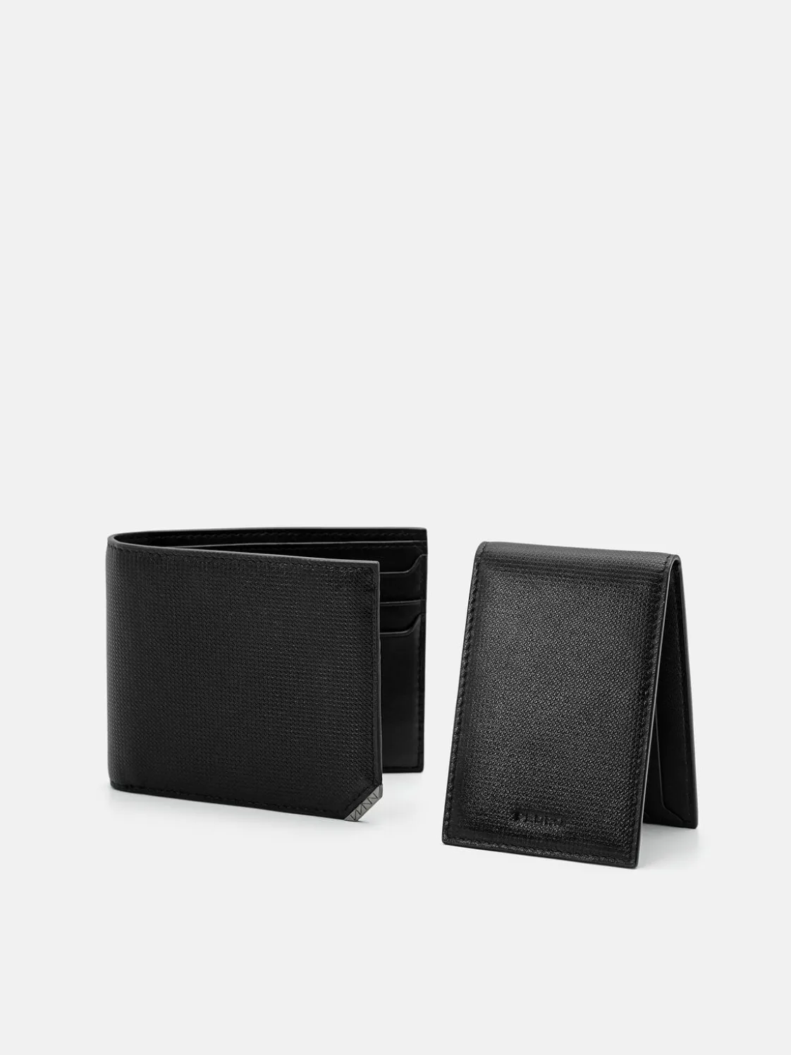 Leather Bi-Fold Wallet with Insert in Pixel - Black