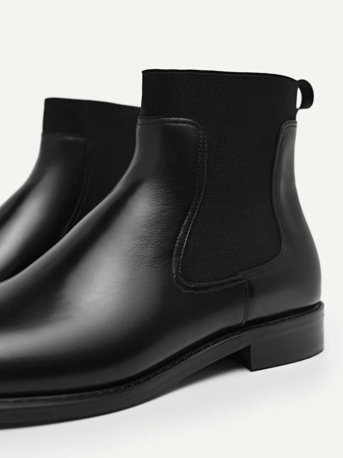 Leather Chelsea Boots - Black