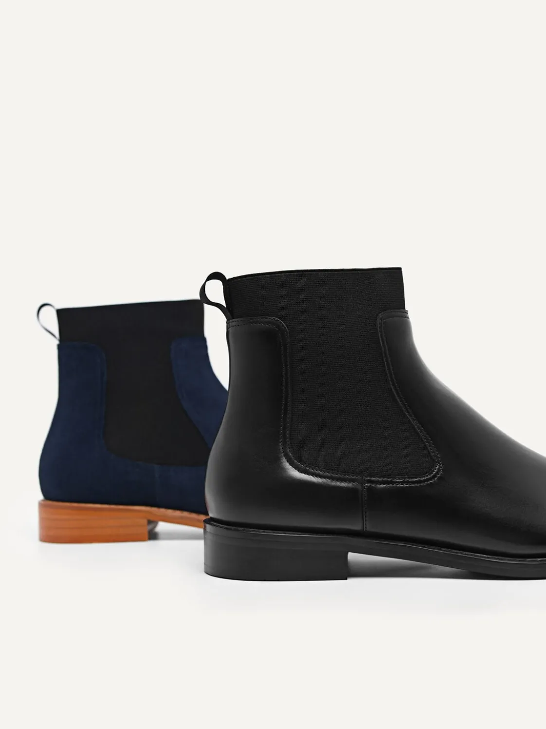 Leather Chelsea Boots - Black