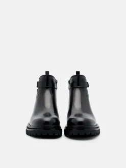 Leather Chelsea Boots - Black