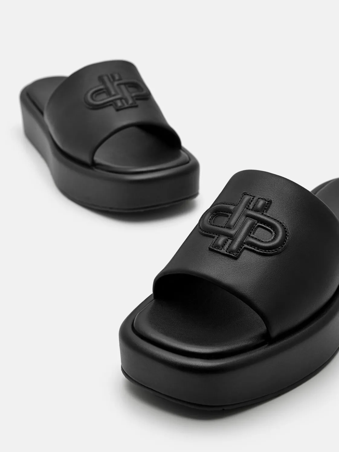 Leather Wedge Sandals - Black