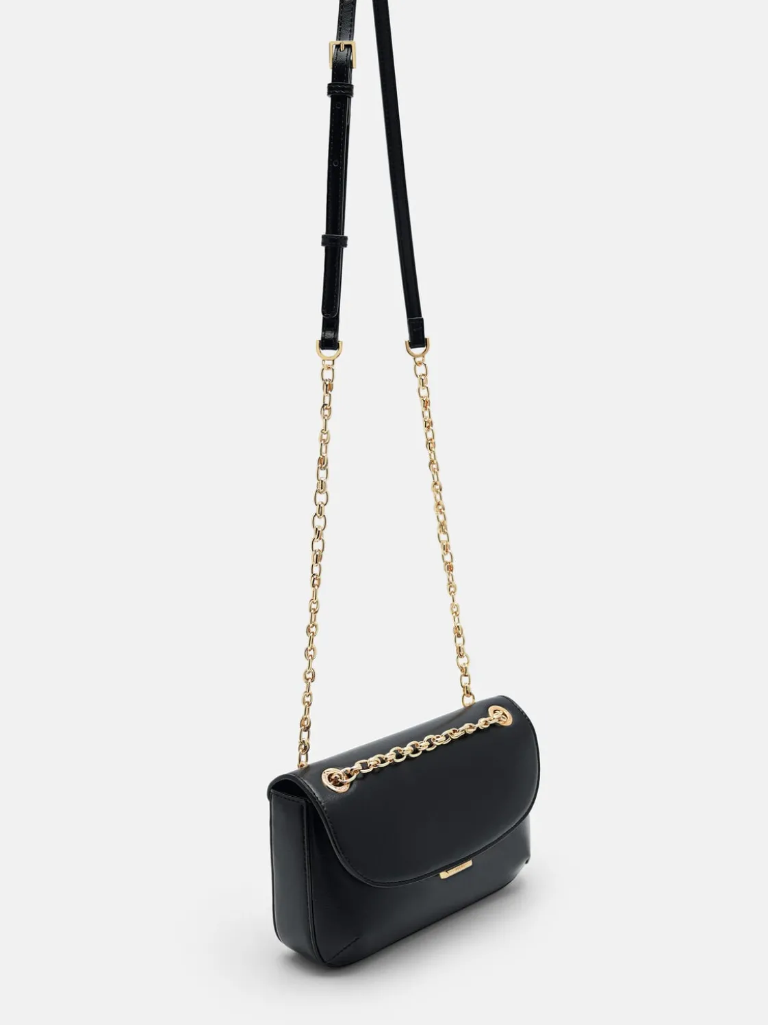 Mini Chainlink Shoulder Bag - Black