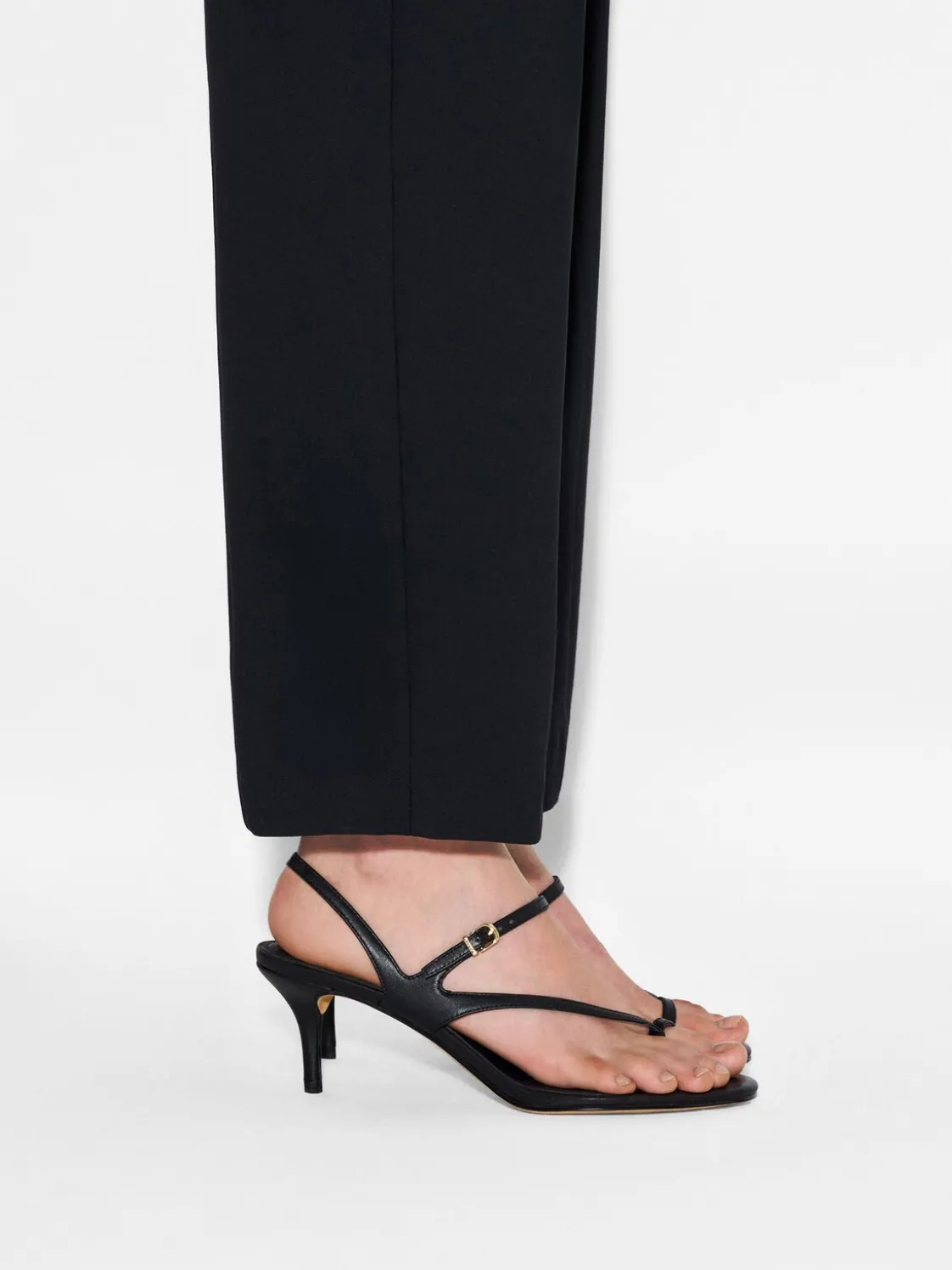 Oblique Leather Heel Sandals - Black