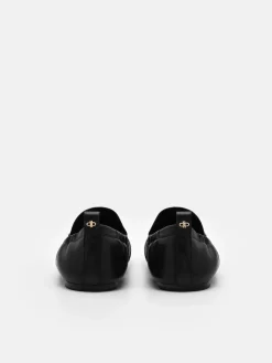 Scrunch Leather Slip-On Flats - Black