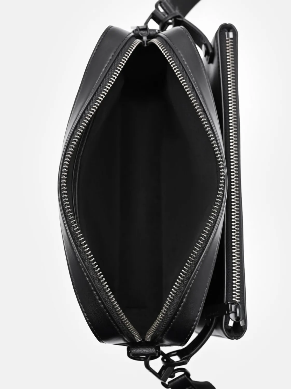 Travis Crossbody Bag - Black