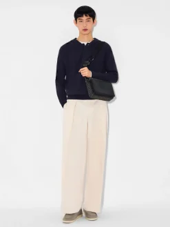 Travis Crossbody Bag - Black2